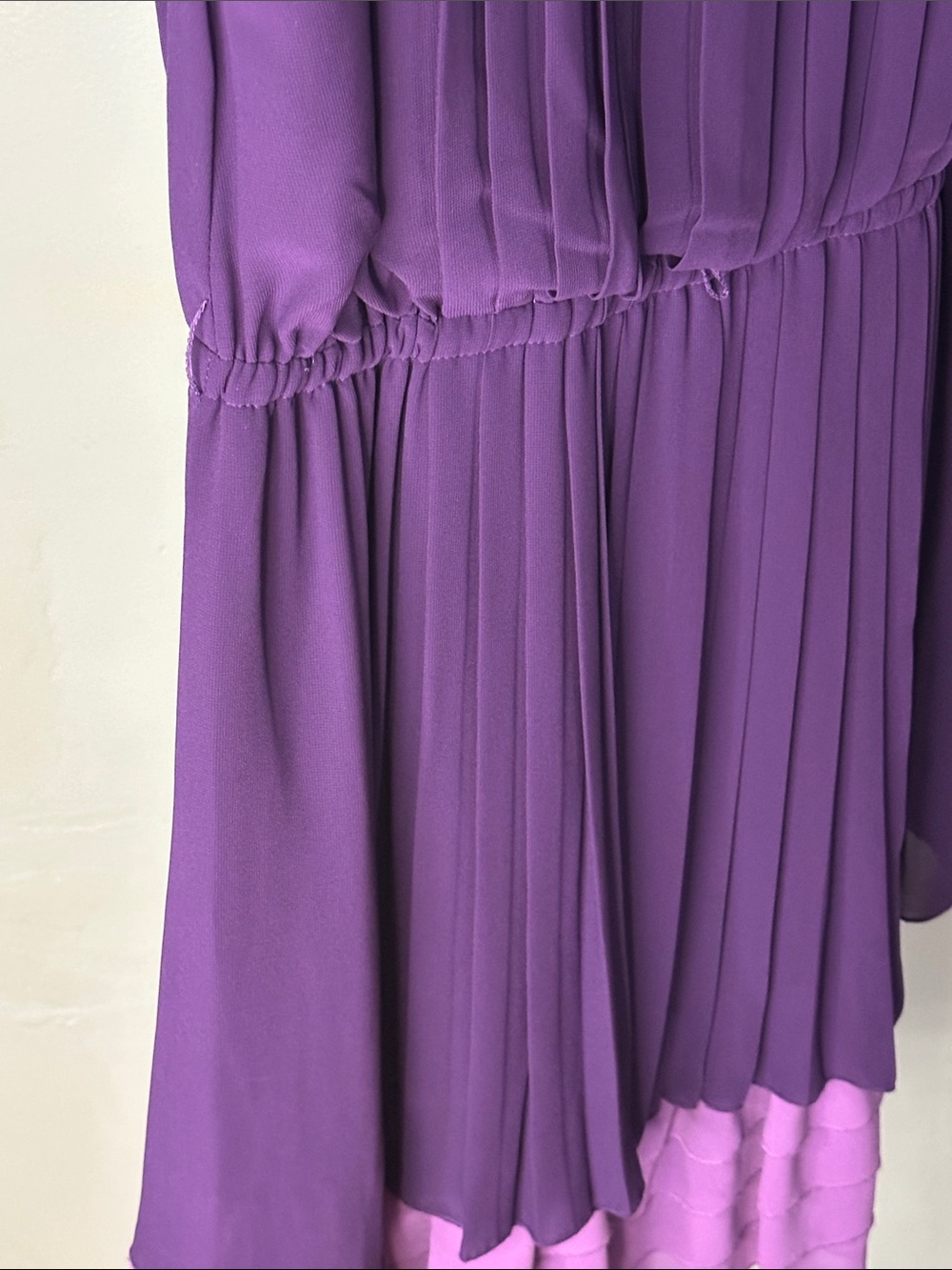 Jessica Simpson Two-Tone Purple Pleated Sleeveless Dress - Picture 3 of 3